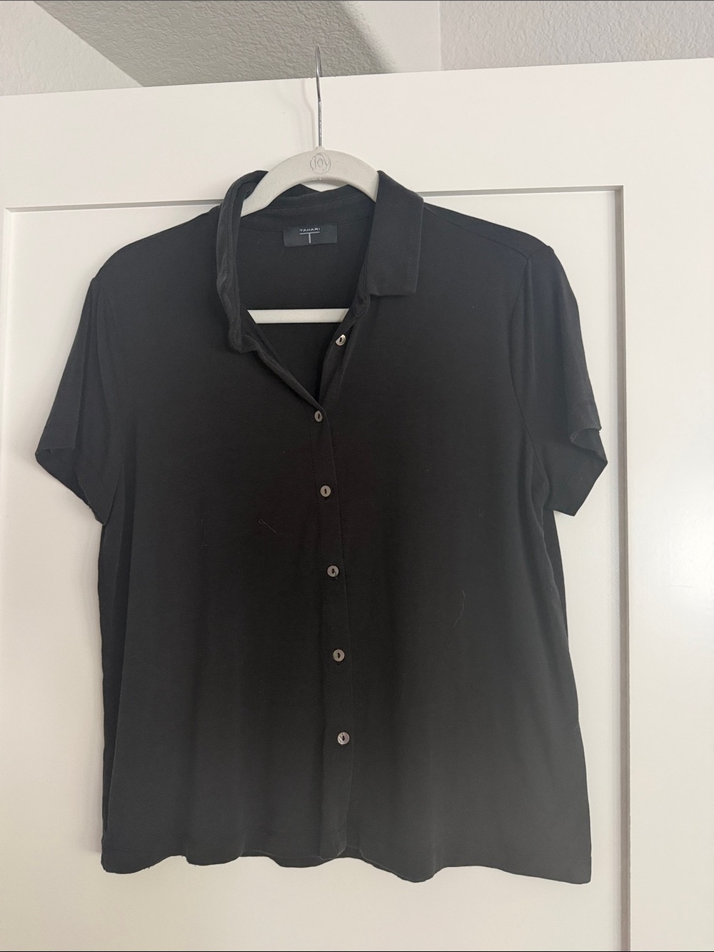Tahari Black Short Sleeve Button Down Shirt